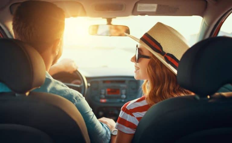 Who should sit in the front seat? Girlfriend or Friend? Etiquette tips 101
