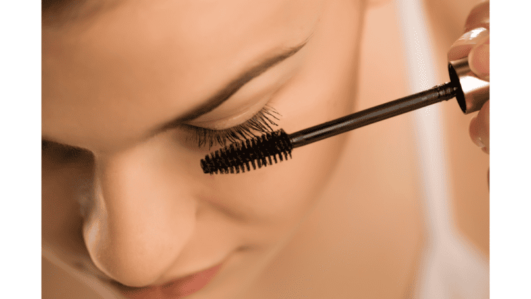8 Best Mascara: Tested and Reviewed 2024