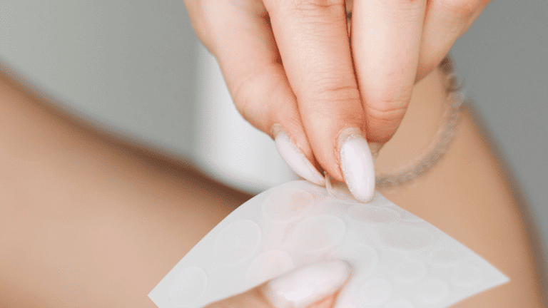 How to Use a Microdart Pimple Patch properly